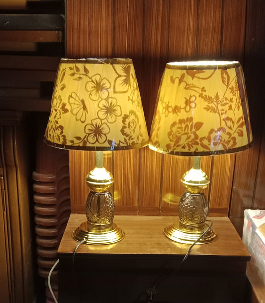 Golden Table Lamp – Elegant Bedside & Living Room Lighting